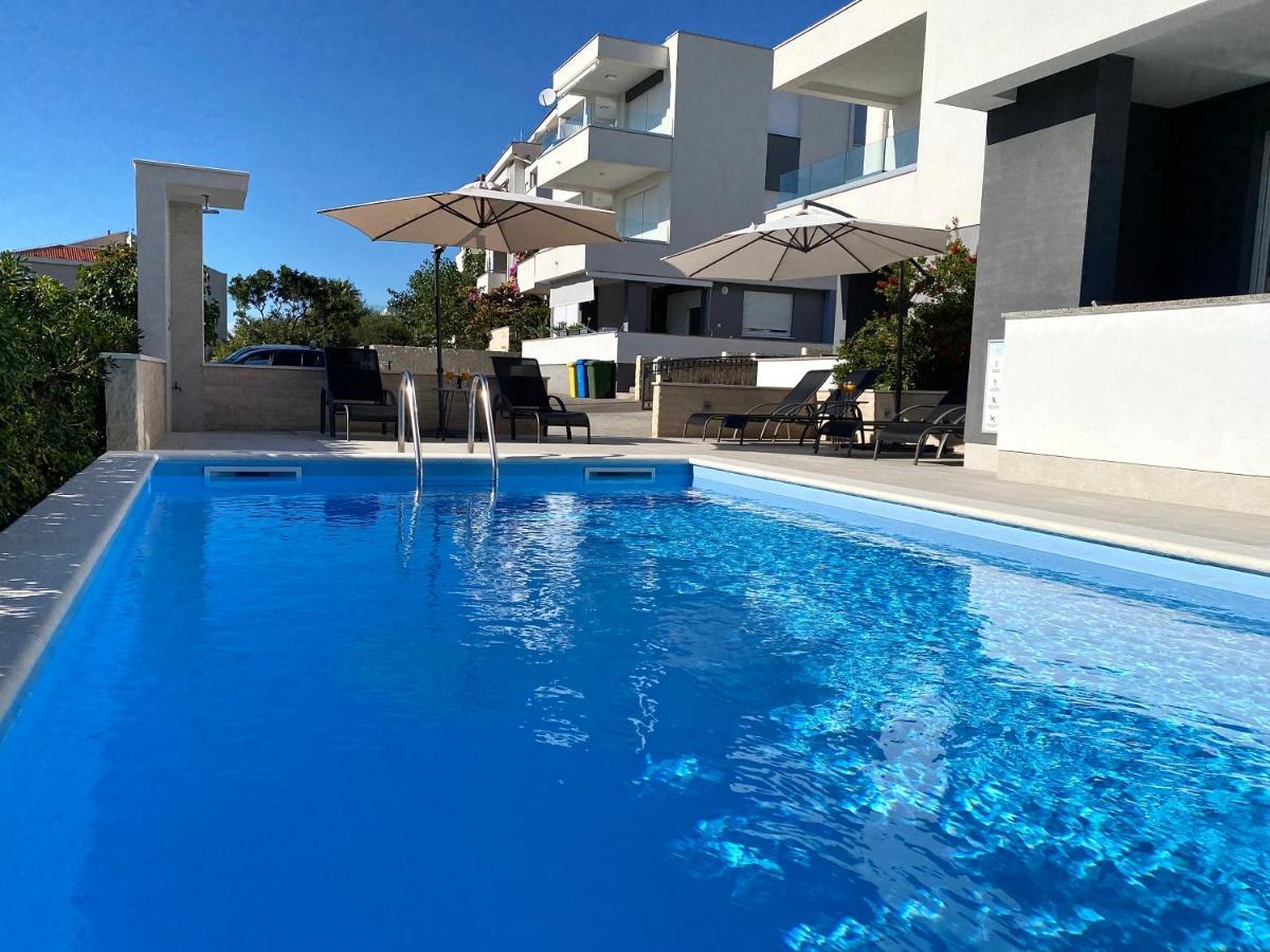 Fantasy Pool Villa نوفاليا المظهر الخارجي الصورة
