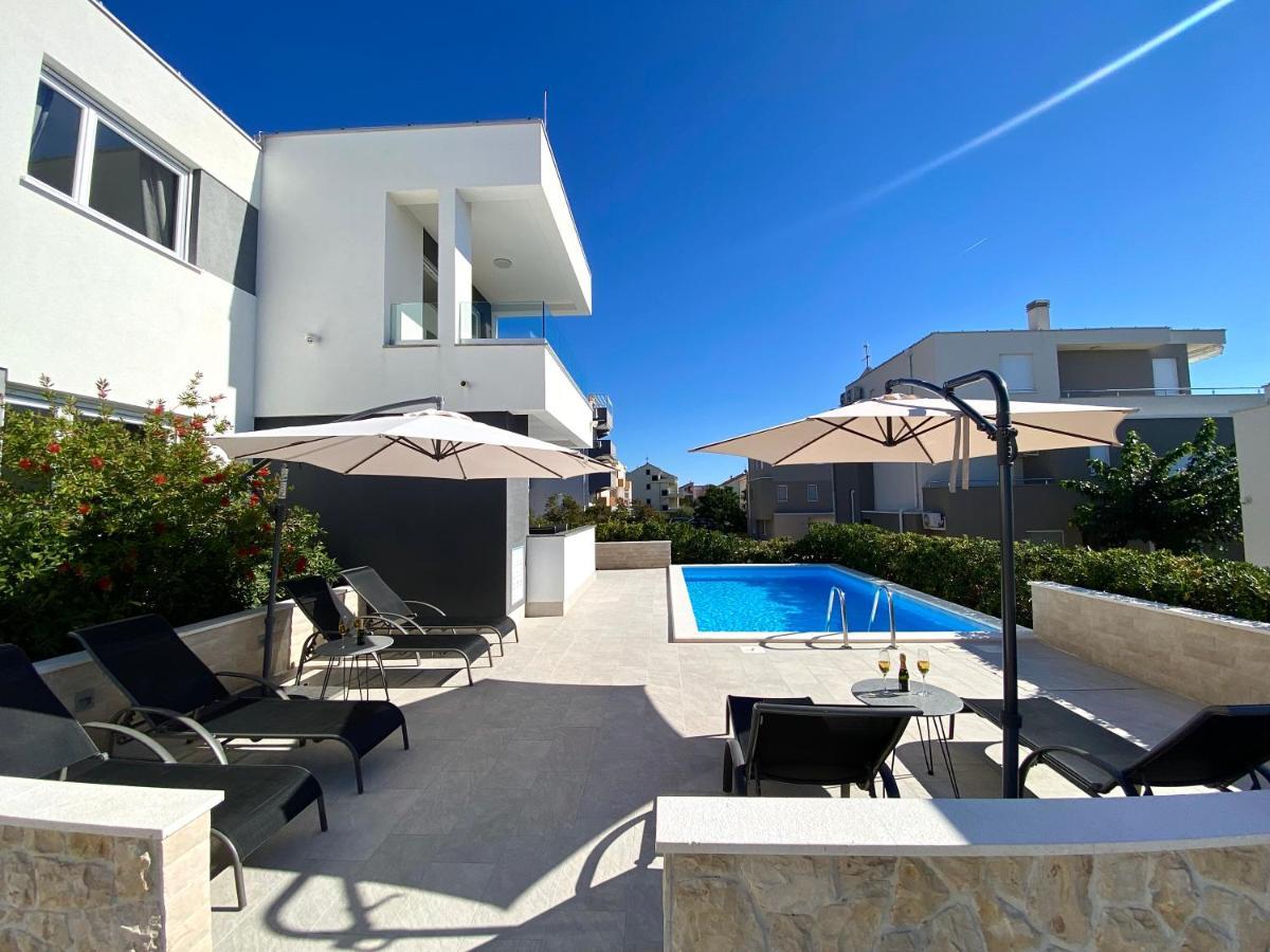 Fantasy Pool Villa نوفاليا المظهر الخارجي الصورة
