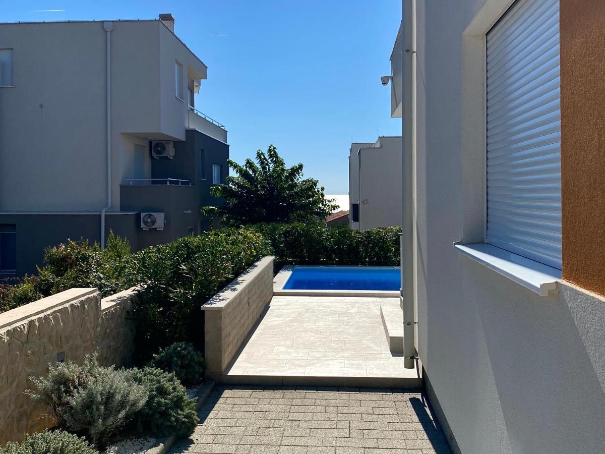 Fantasy Pool Villa نوفاليا المظهر الخارجي الصورة
